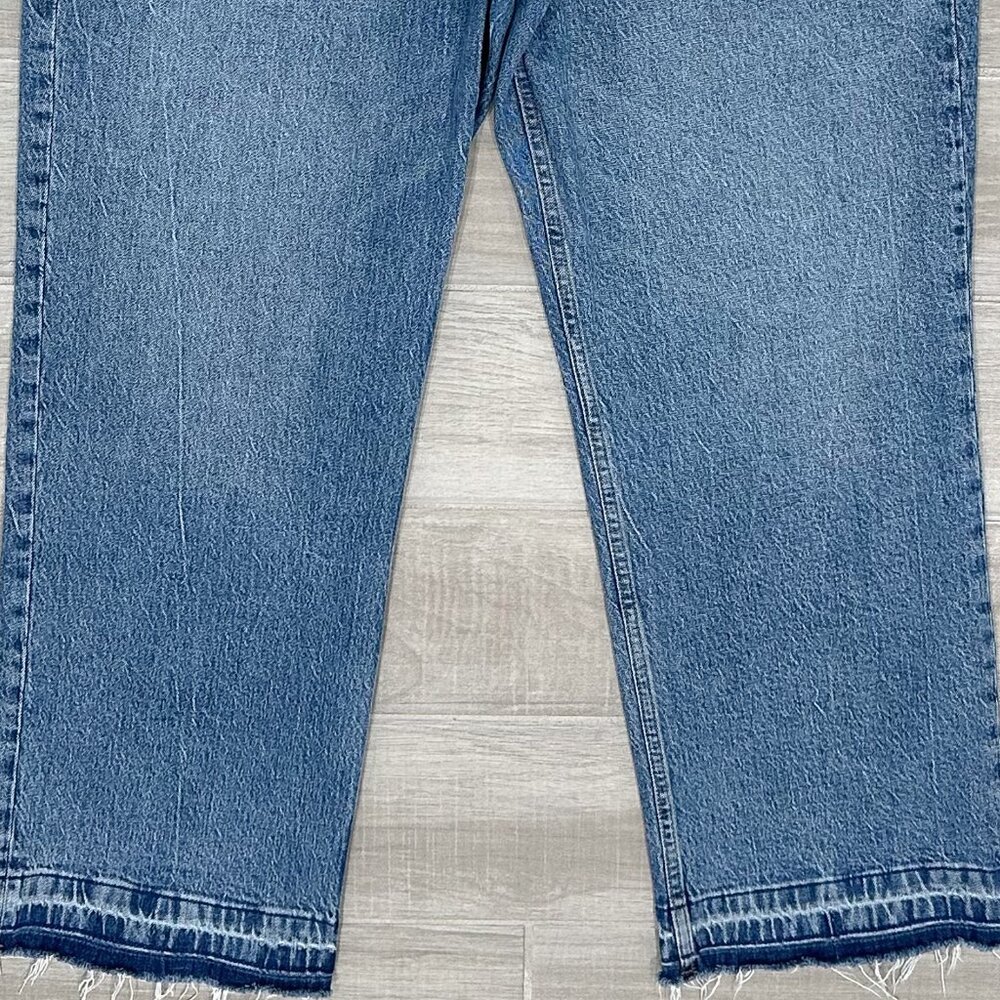 Abercrombie & Fitch The Baggy Low Rise Jeans in Medium With Let Down Hem Size 32 - Picture 8 of 16